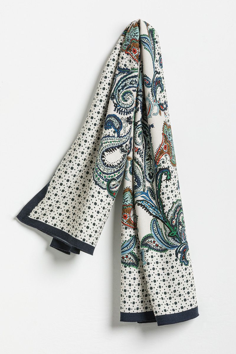 Foulard carré en viscose - 2 Monsieur Solfin | Fabriqué en France Foulard carré en viscose - 2 Monsieur Solfin | Fabriqué en France