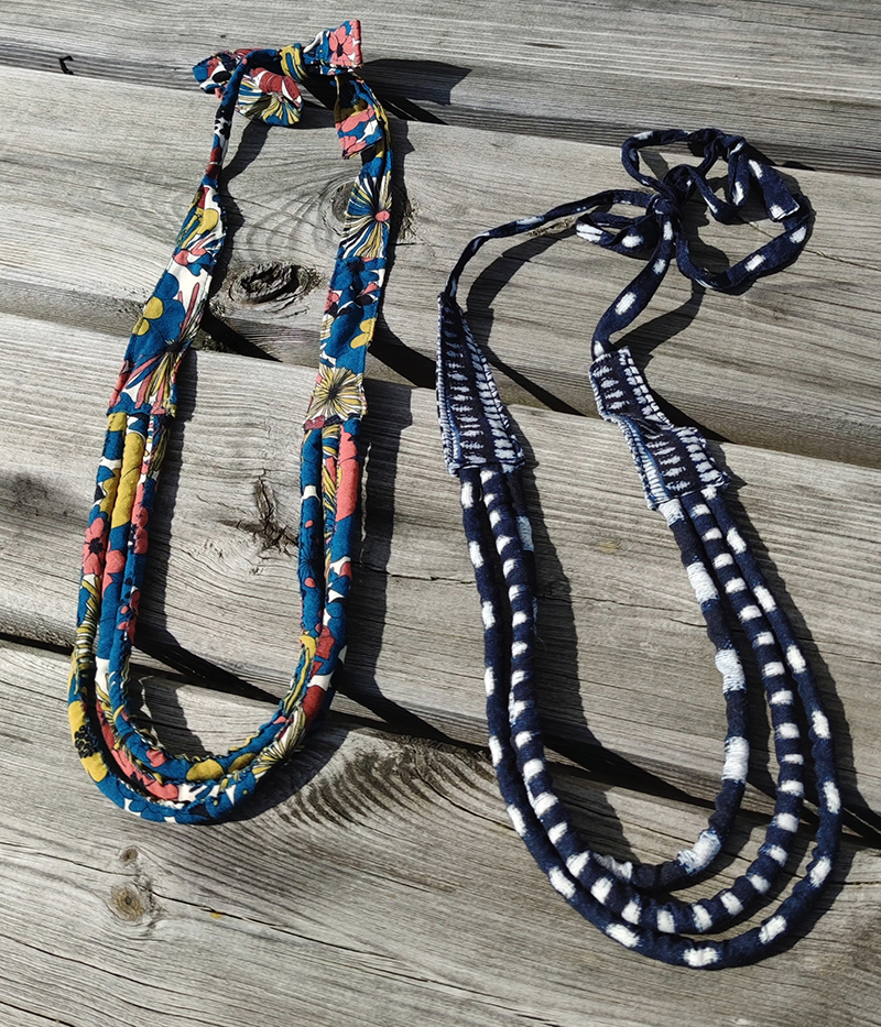 Collier en tissu upcycl&eacute;
