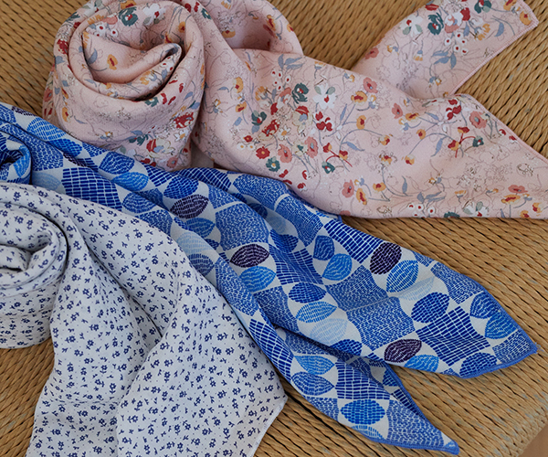 foulards upcycl&eacute;s
